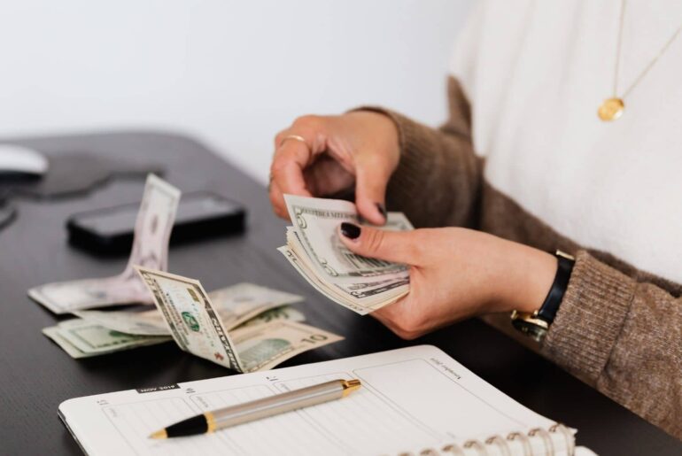 ¿Qué apoyo me da el gobierno para poner un negocio?